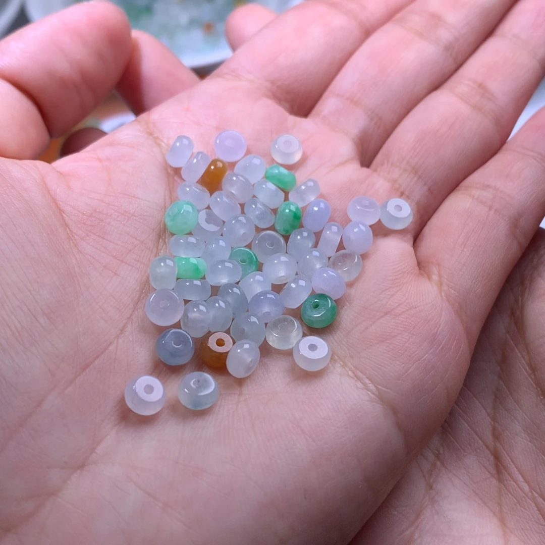 【闪购商品】翡翠散珠?****3翡翠散珠多样性发货48颗