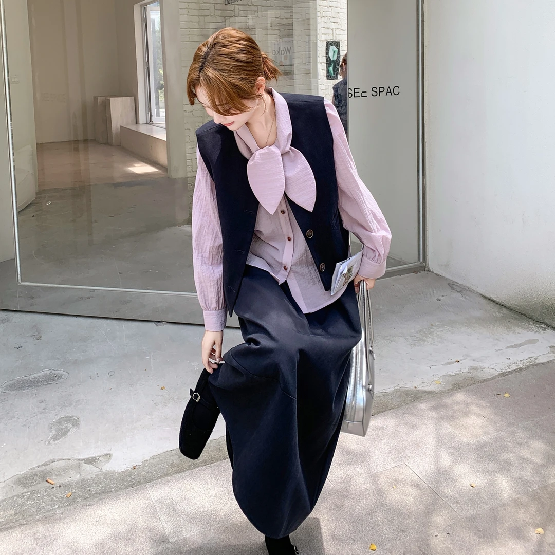 法式穿搭设计感衬衫套装裙女2025秋季高级感马甲花苞半身裙三件套