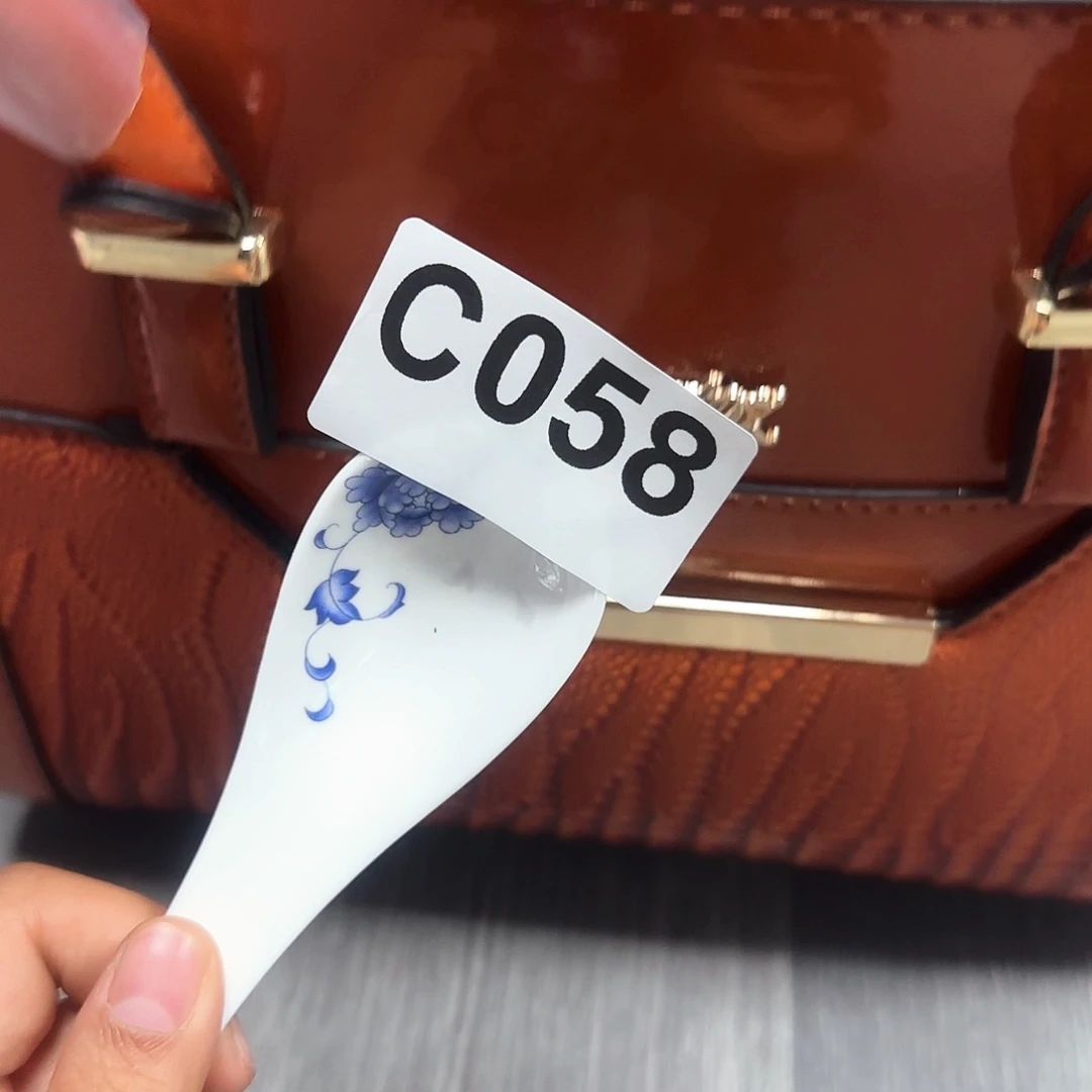 陶瓷艺术工艺品………..