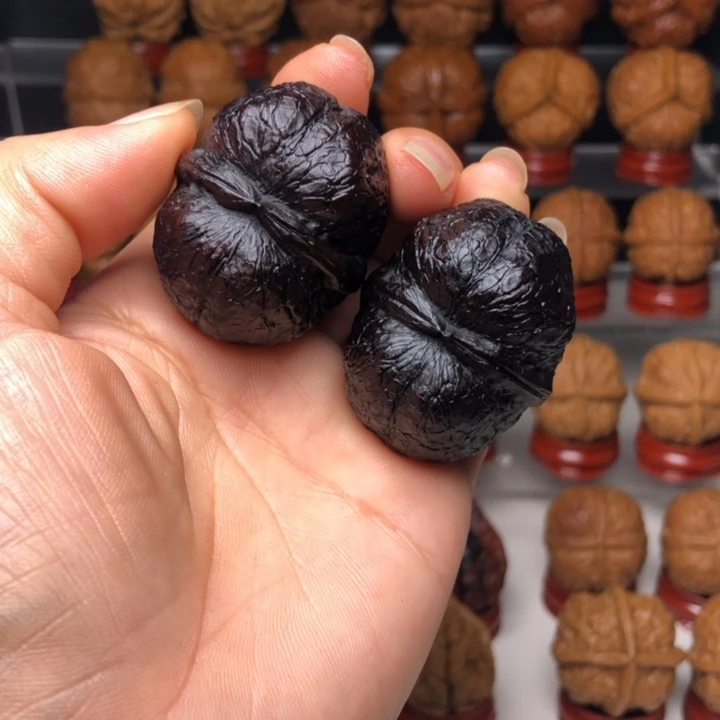 文玩核桃吊坠7峭壁元宝地焖