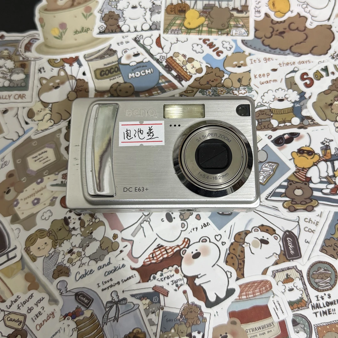 9新 Benq/明基 E64 电池盖瑕疵不影响