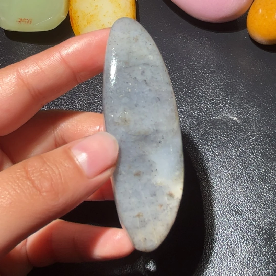 和田玉未镶嵌珠宝奇石