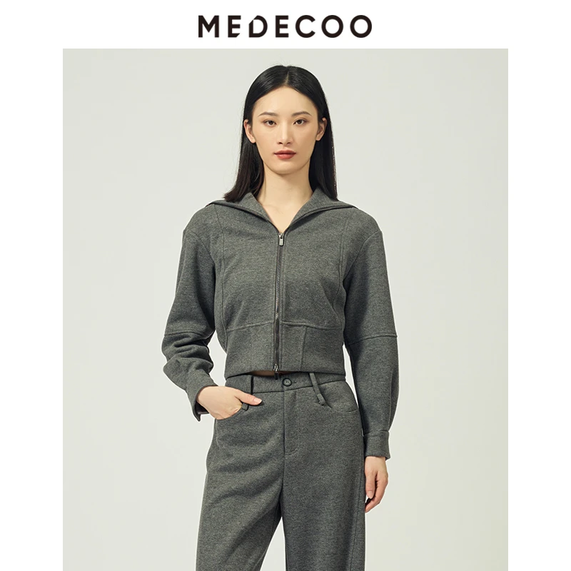 MEDECOO/墨蒂珂秋冬新款女装拉链连帽针织外套修身上衣DJD31101