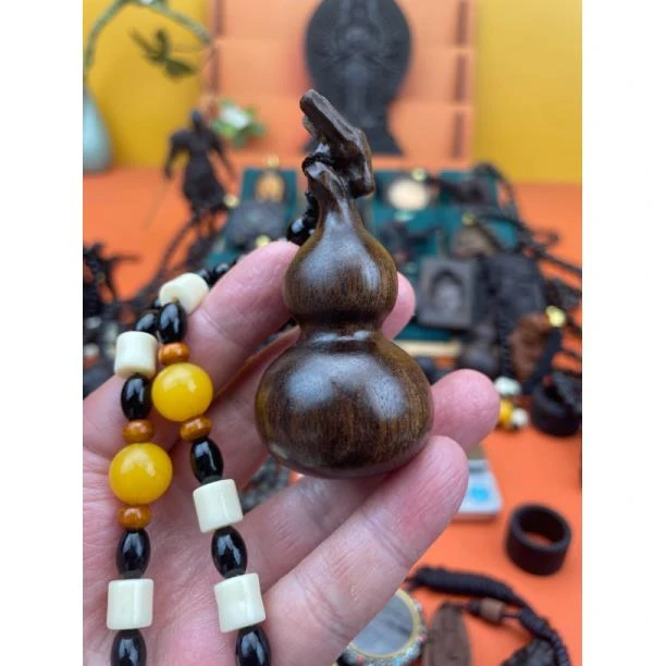 （龙头葫芦把件）3.5/7.5m巴布亚贡木天然复古原木雕刻文玩