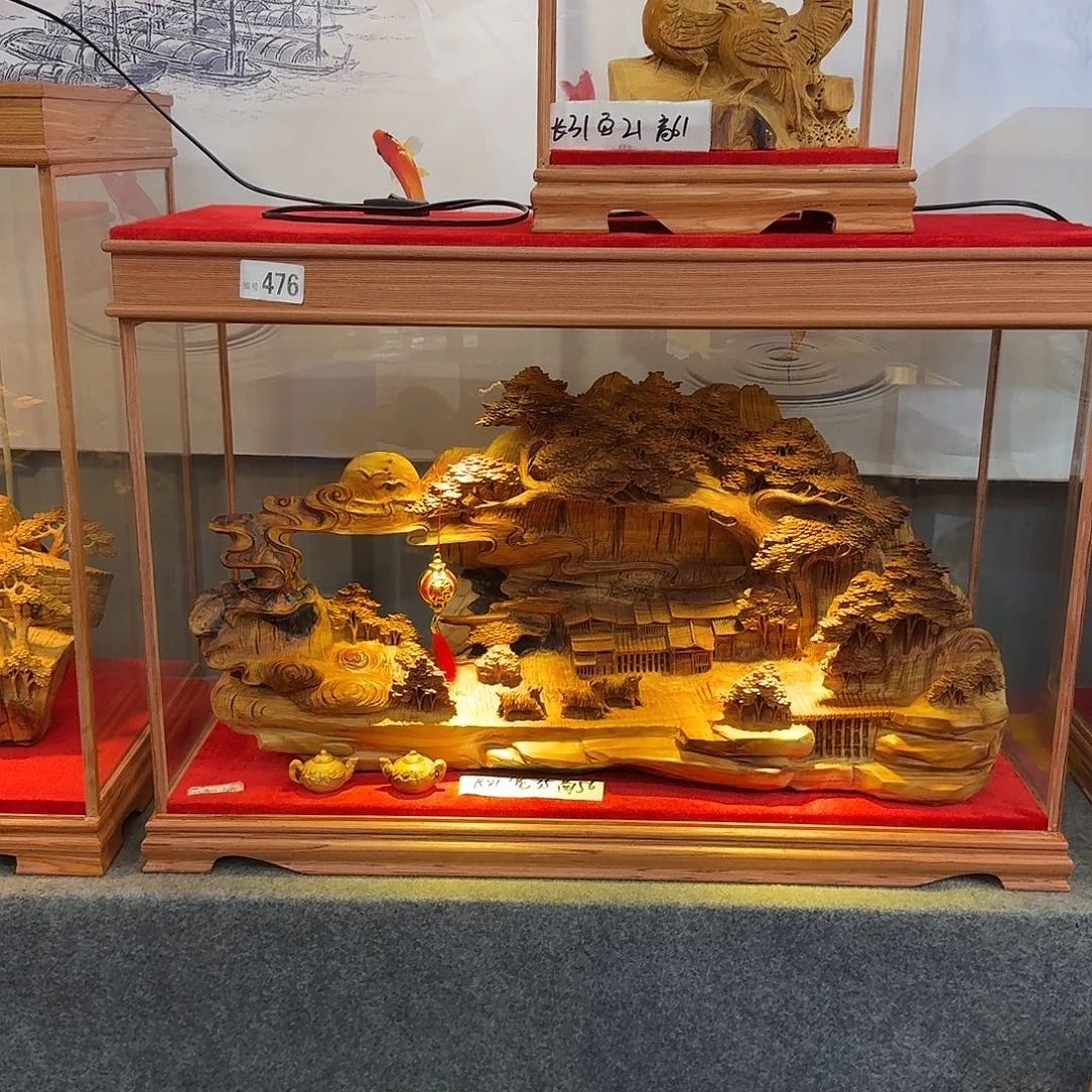 牡***冯柏木（崖柏）木雕款