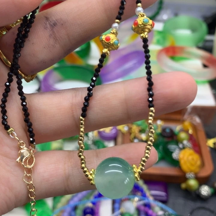 合金颈饰玛瑙/玉髓吊坠