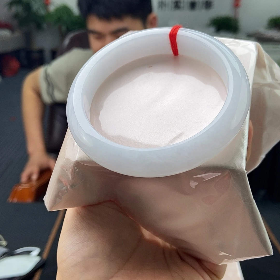 翡翠手镯未镶嵌60-62颜色多样性发拍一发一