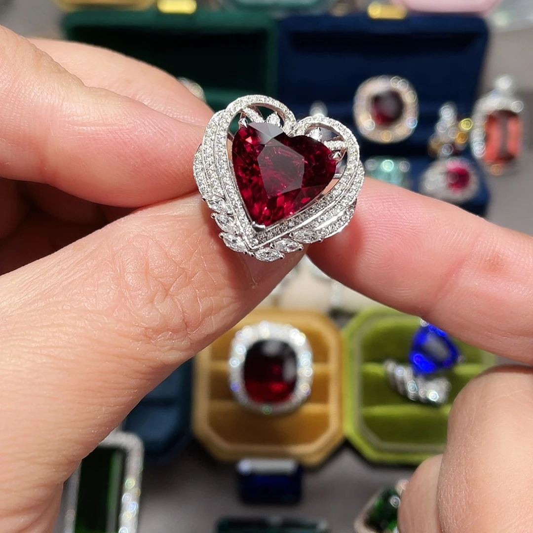 碧玺18K金镶嵌戒指8.85ct