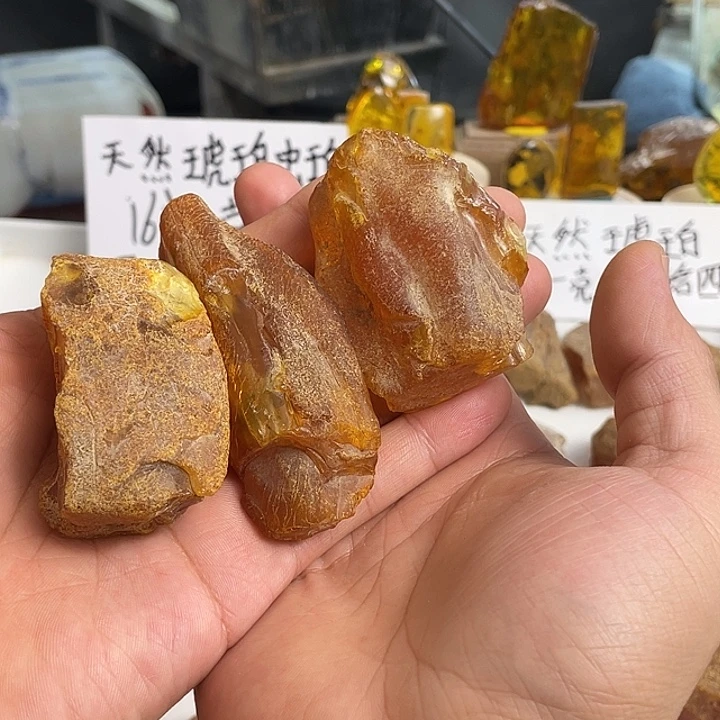 佛***照定制琥珀未镶嵌天然琥珀蜜蜡