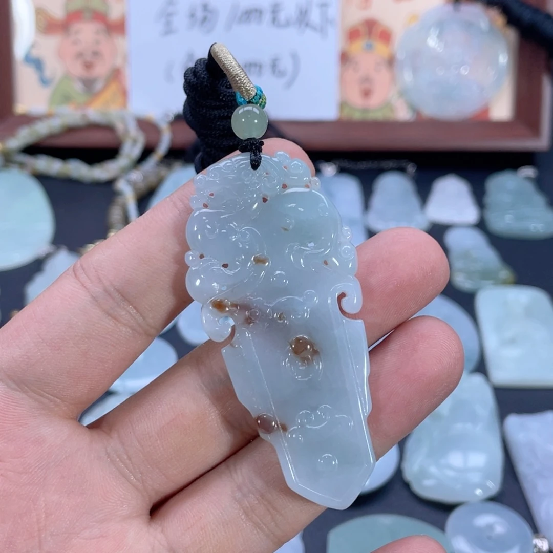 海***悦翡翠未镶嵌颈饰缅甸翡翠AAA