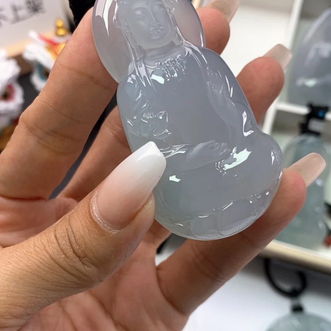 衢***顺颈饰未镶嵌翡翠翡翠