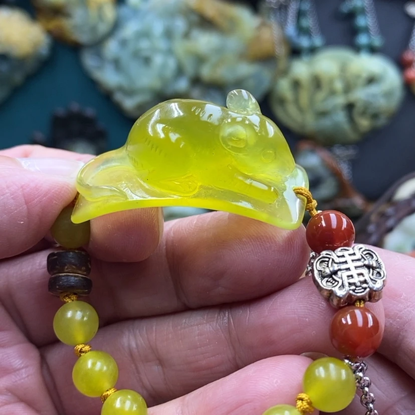 【闪购商品】未镶嵌岫玉手牌