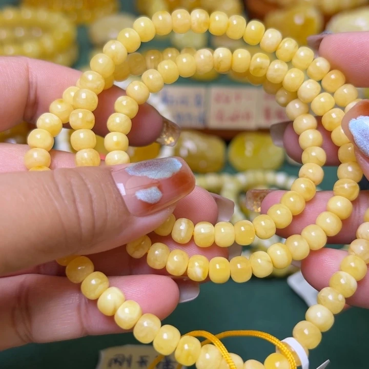 蜜蜡未镶嵌珠宝奇石