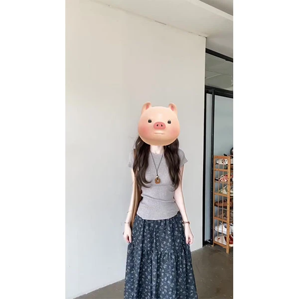 高级感灰色正肩针织短袖T恤女夏季2025新款紧身简约上衣+裙子套装