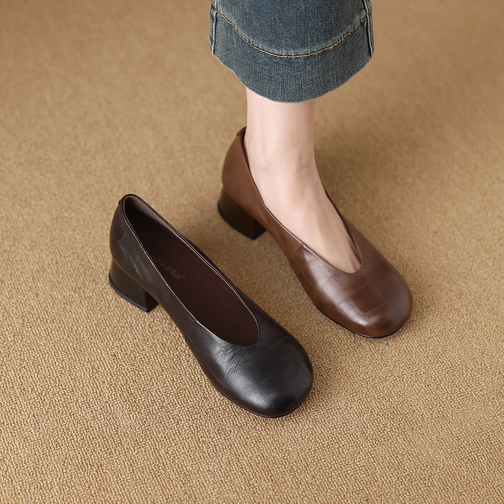 H158-89圆头单鞋女2025春季新款粗跟中跟皮鞋法式复古