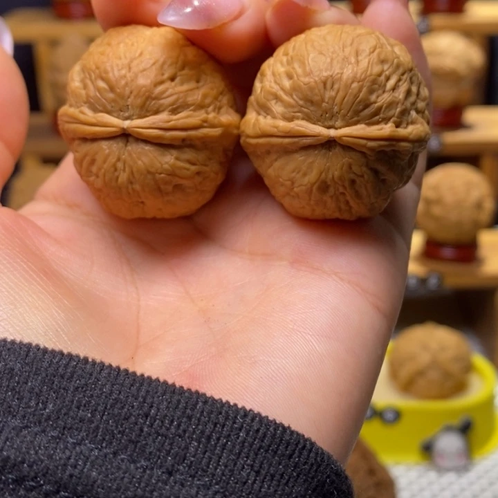 把件文玩核桃蛇皮球8