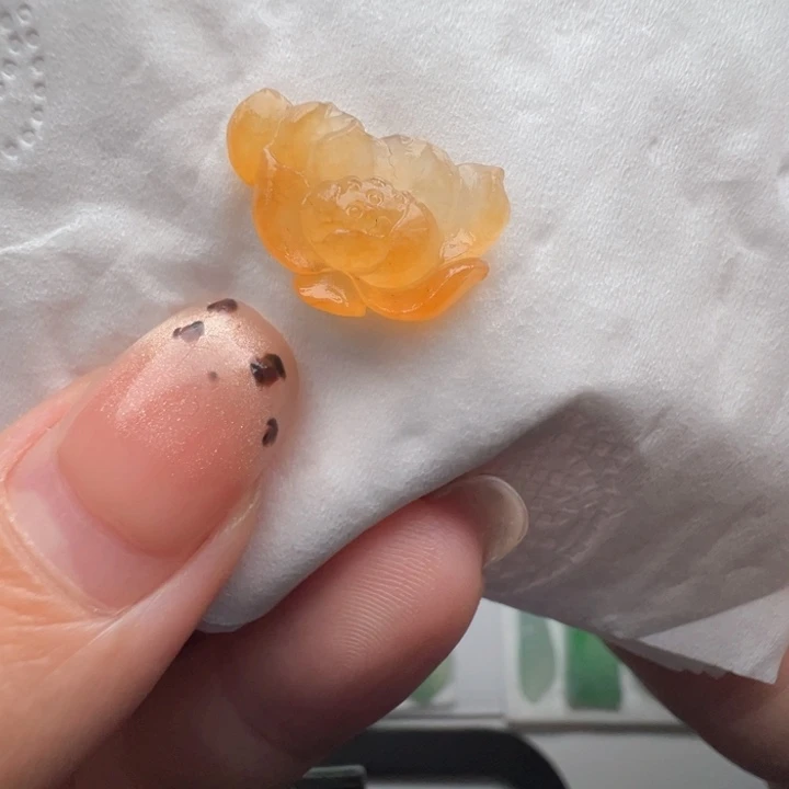定制翡翠未镶嵌包抛光