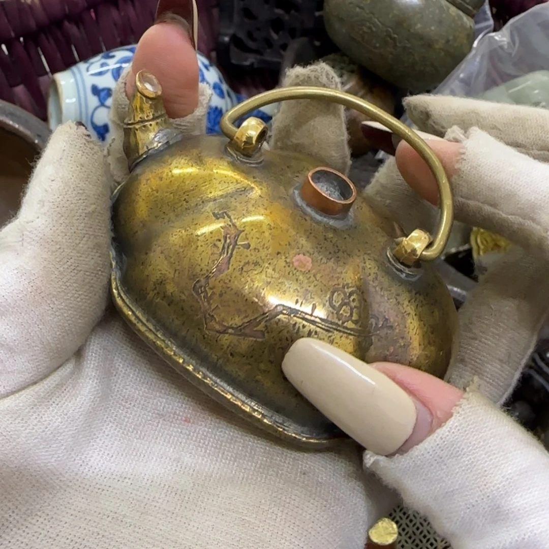 钰***麟好想和她谈心壶嗯