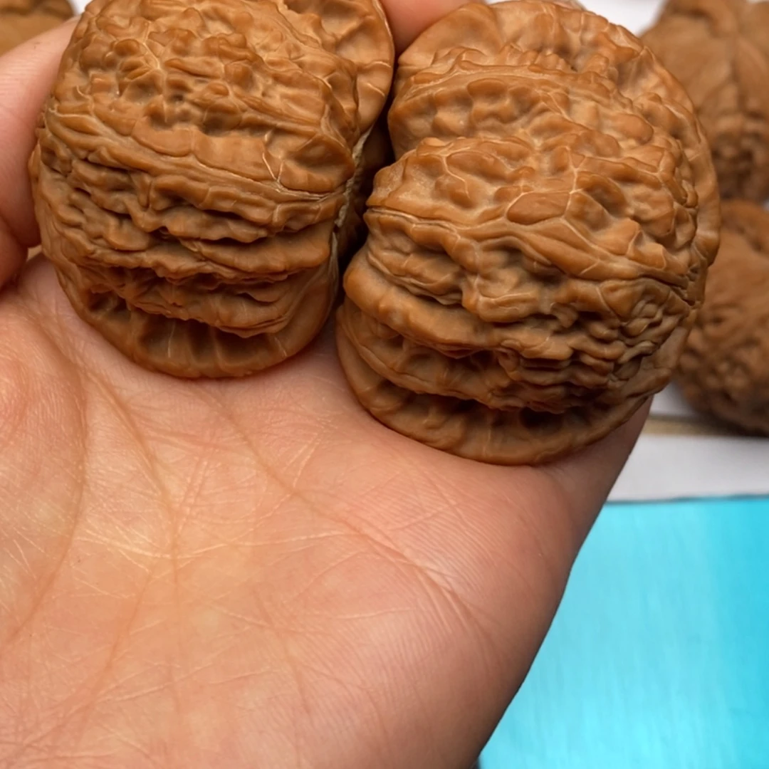 隐***者把件文玩核桃白狮子