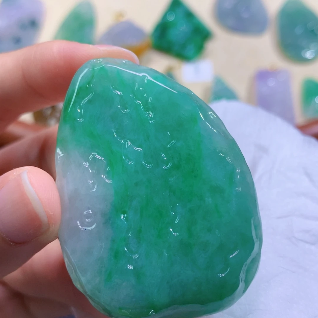 【闪购商品】颈饰未镶嵌翡翠