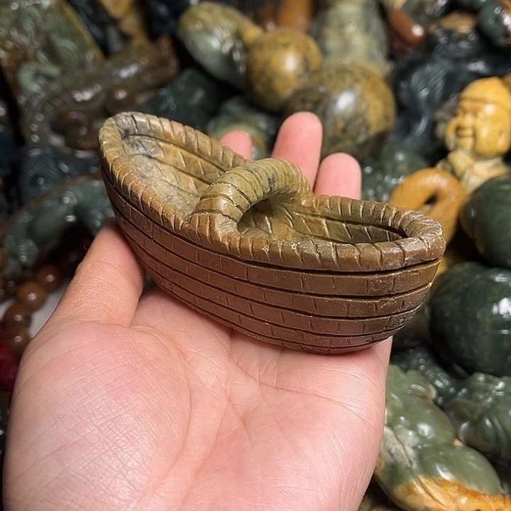 岫岩河磨玉（透闪石质玉）未镶嵌挂件