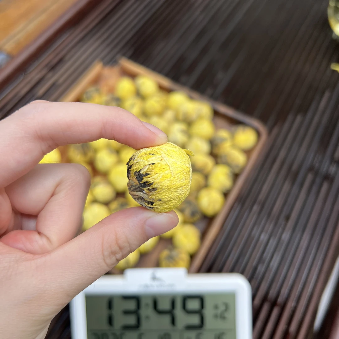 云南滇红菊花绣球 小鹿收茶  菊花红茶 6月10/2