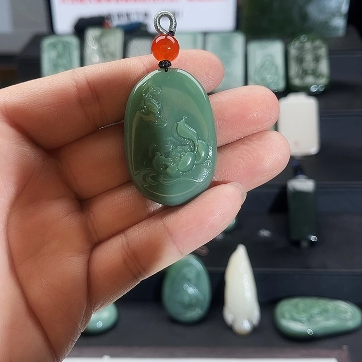 玩***石和田玉未镶嵌吊坠(不含链)