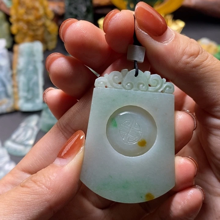 定制翡翠未镶嵌天然