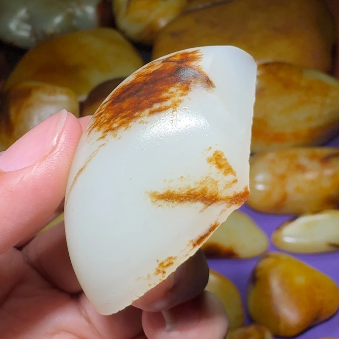 x***手和田玉未镶嵌颈饰