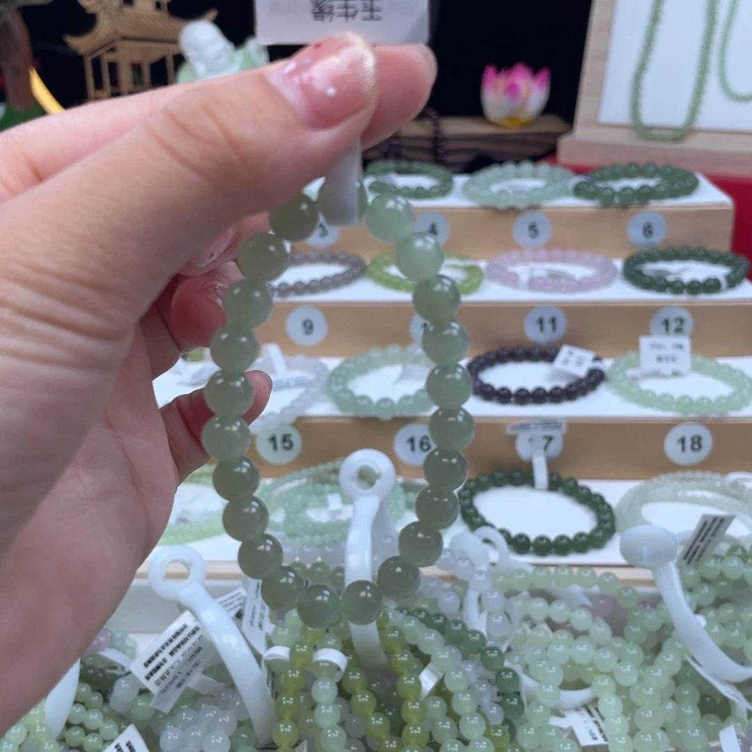 手串未镶嵌和田玉晴**里