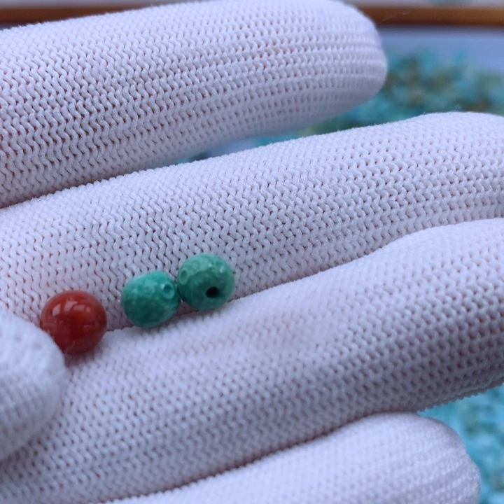 南红玛瑙未镶嵌珠宝奇石