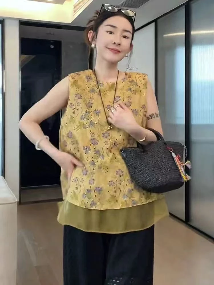 新中式国风镂空拼接无袖衬衫女2025夏季新款小碎花宽松显背心上衣