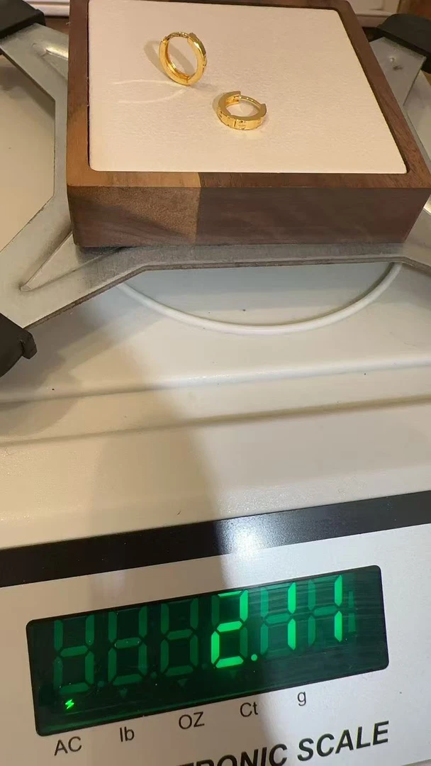 足金精品工艺耳饰