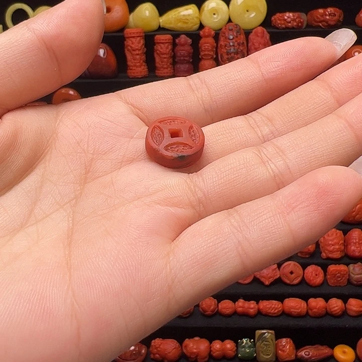 南红玛瑙未镶嵌卡13.8包浆钱币