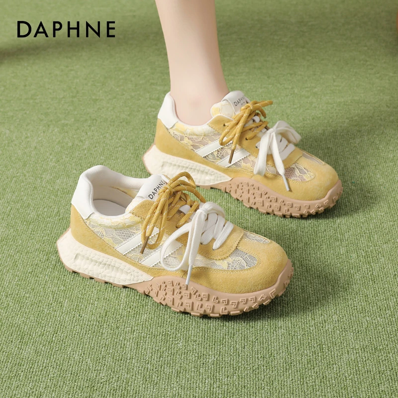 达芙妮黄色德训鞋2025新款夏季网面透气阿甘鞋学生软面女鞋旅游鞋