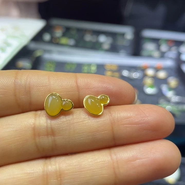 和田玉银S925镶嵌耳饰