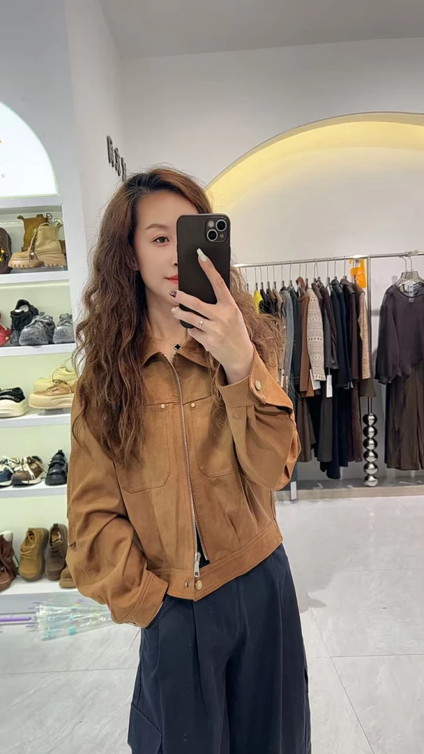 翻领女常规百搭女装秋季时尚短外套