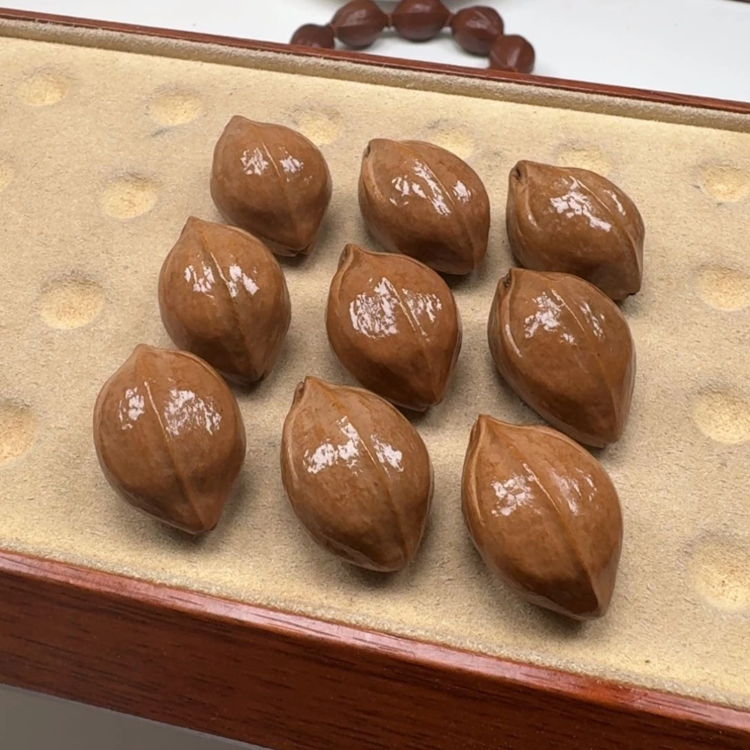 1.9*2.9精挑梅林铁核手串