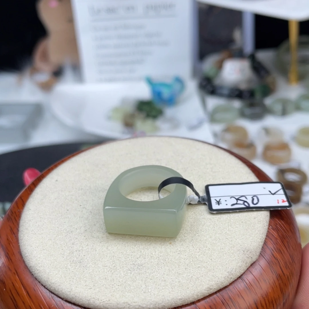 和田玉未镶嵌戒指o33浅晴马鞍17.1