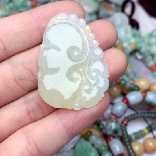 翡翠吊坠(不含链)未镶嵌