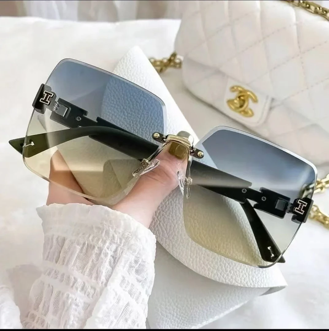 2025年新款太阳眼镜大框显瘦防紫外线墨镜女潮ins高级感无框圆脸