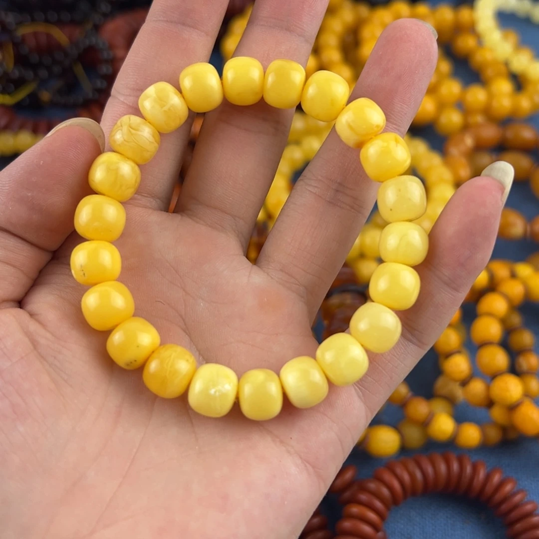 未镶嵌琥珀珠宝奇石