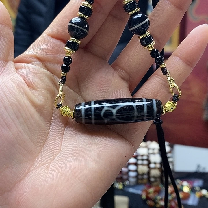 玛瑙/玉髓合金颈饰