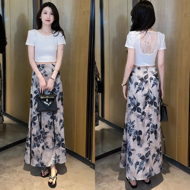 (有运费险）夏季时尚设计感后背镂空蕾丝短袖高腰显瘦半身裙两件