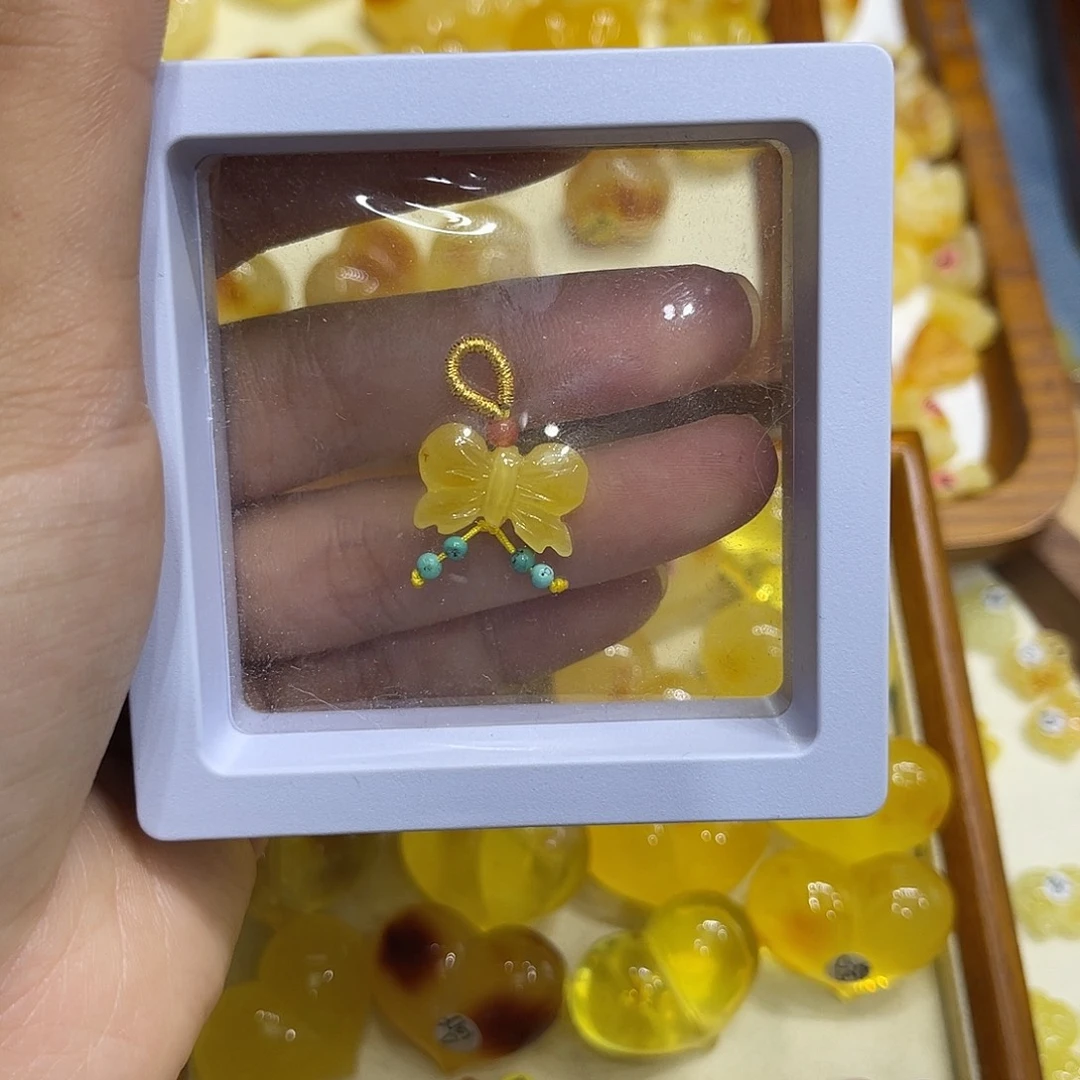 琥珀未镶嵌珠宝奇石