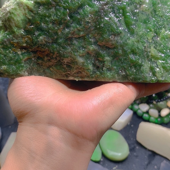 和田玉未镶嵌珠宝半成品