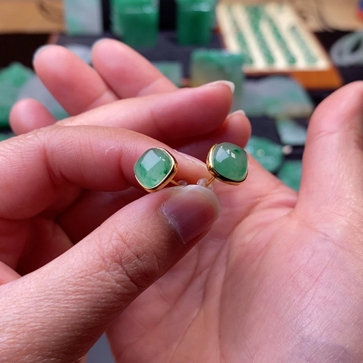 石英质玉耳环未镶嵌薇****呀