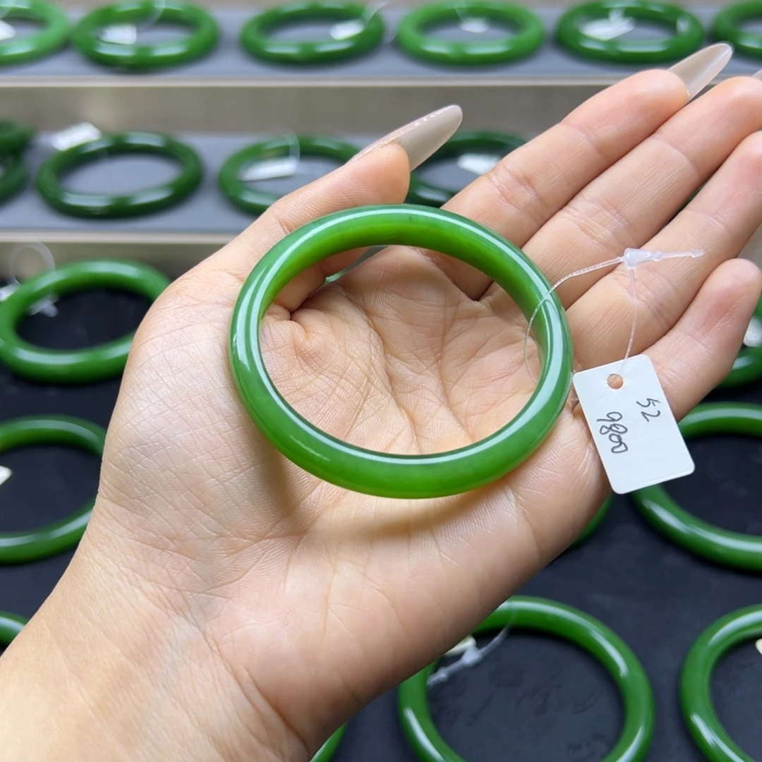 和田玉（碧玉）未镶嵌手镯冰底