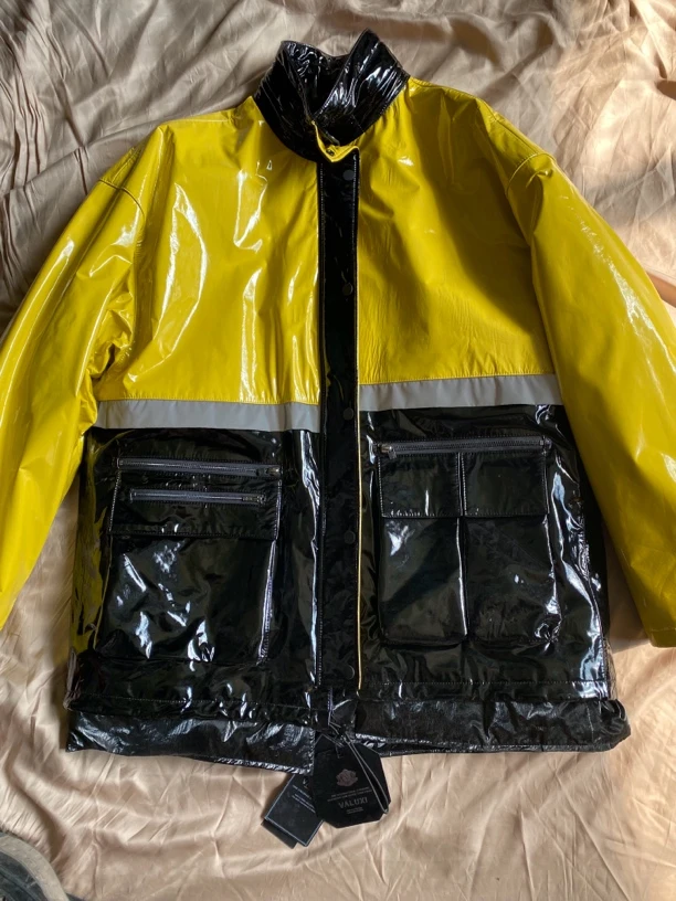 男女同款漆皮绵羊皮亮面白鸭绒羽绒服休闲外套
