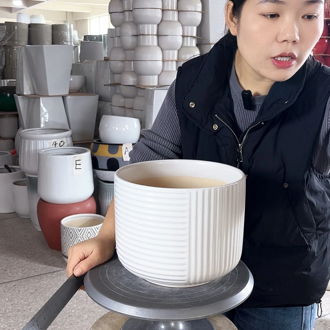 陶瓷口径23-18。亚白